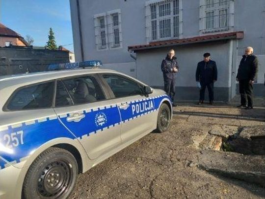 Nowy radiowóz dla pasłęckich policjantów