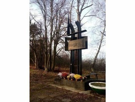 Trwa odnowa pomnika upamiętniający więźniów obozu koncentracyjnego Stutthof