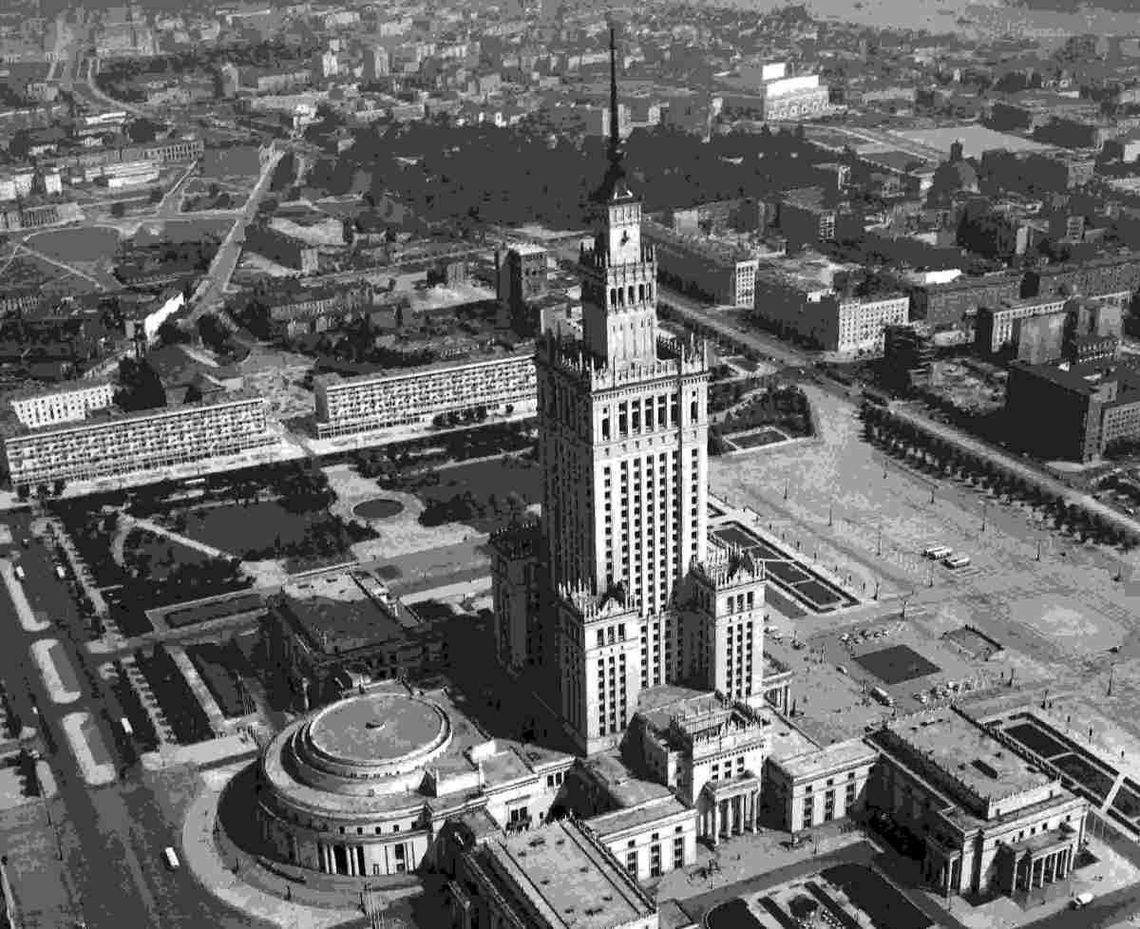 Pałac Kultury i Nauki ma 66 lat. Jakie skrywa tajemnice?